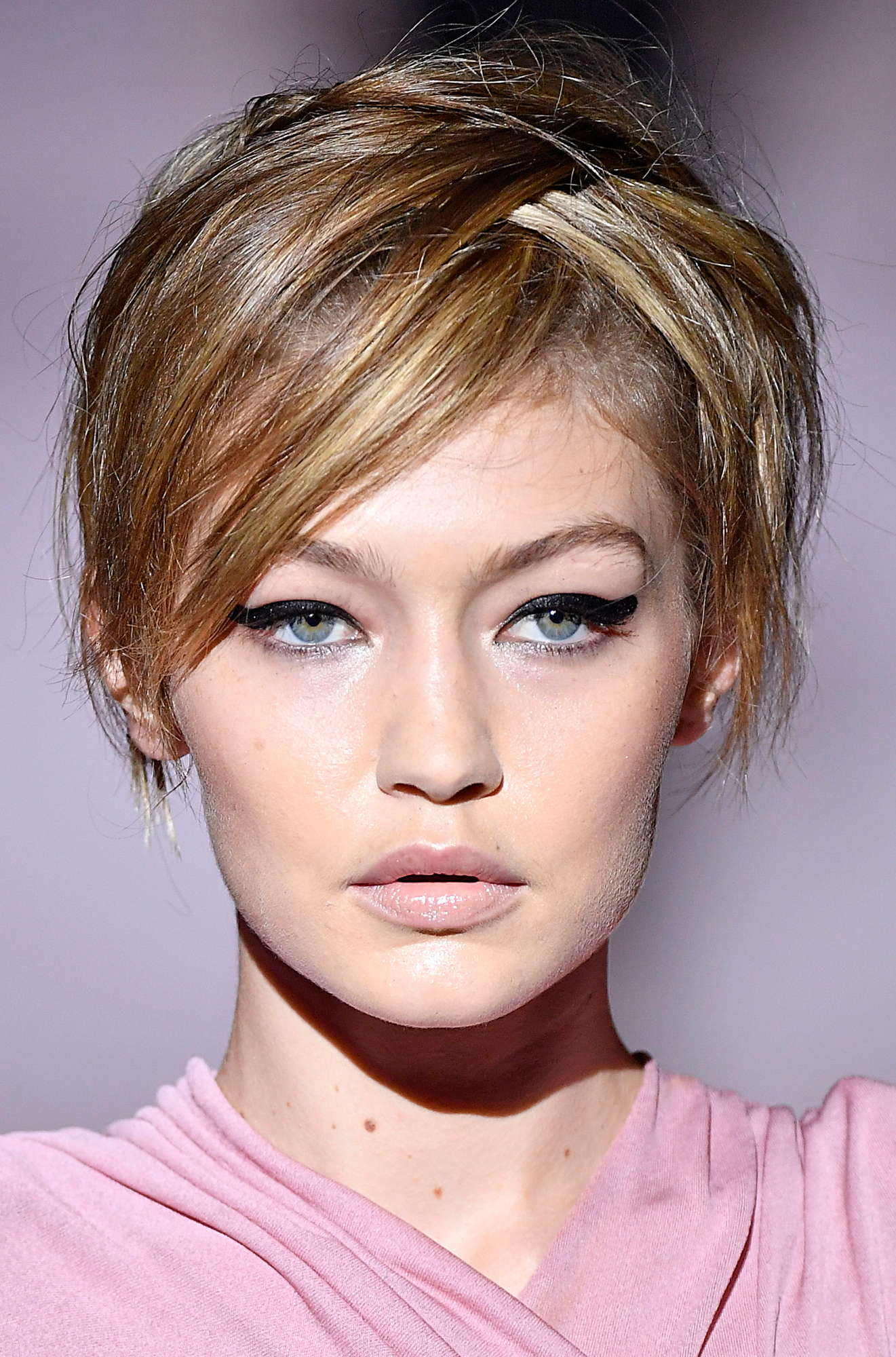 Gigi hadid short hair